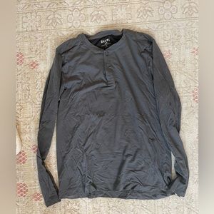 Rhône Henley shirt